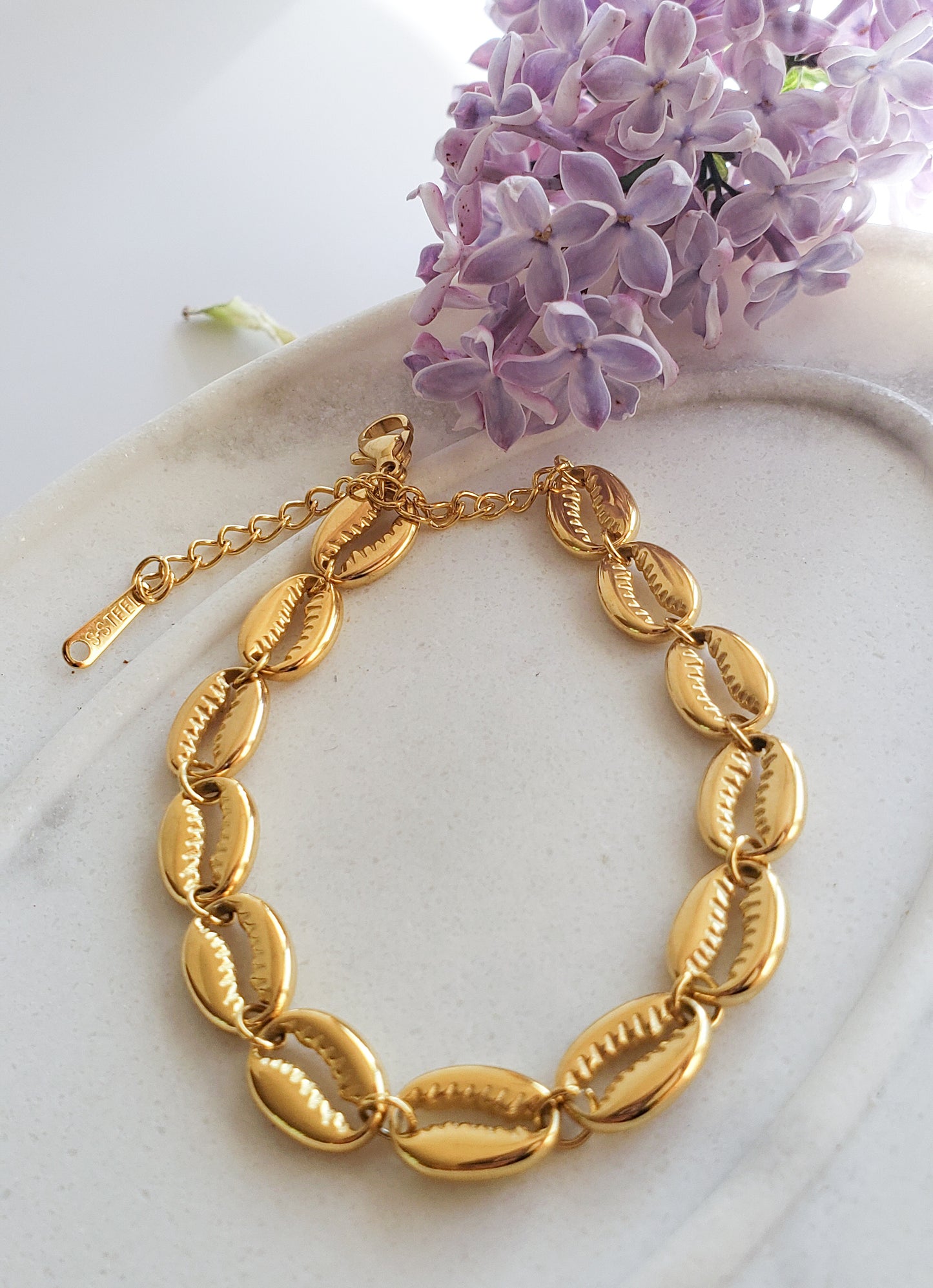 Shell bracelet