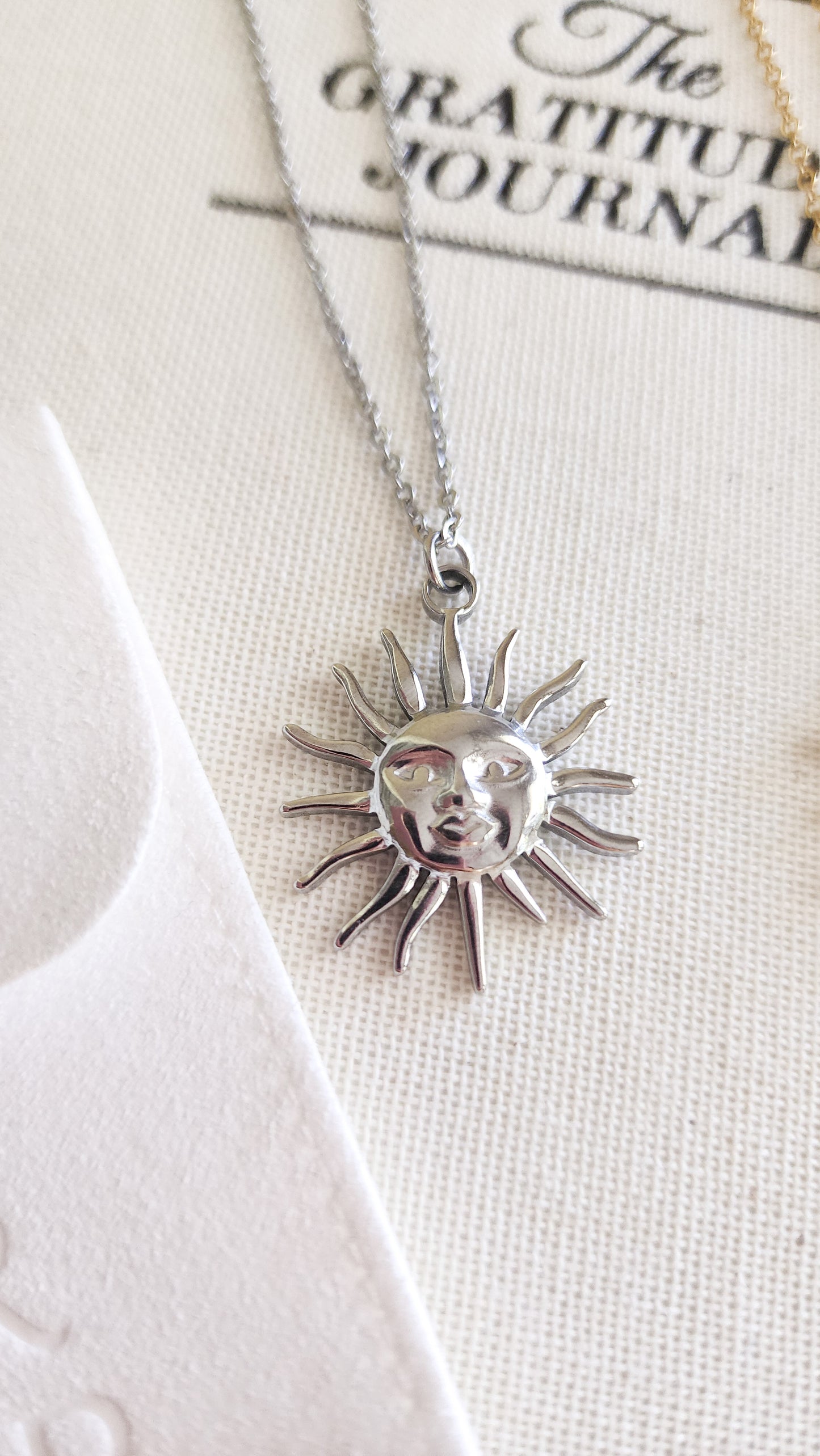 Sun minimalist Necklace