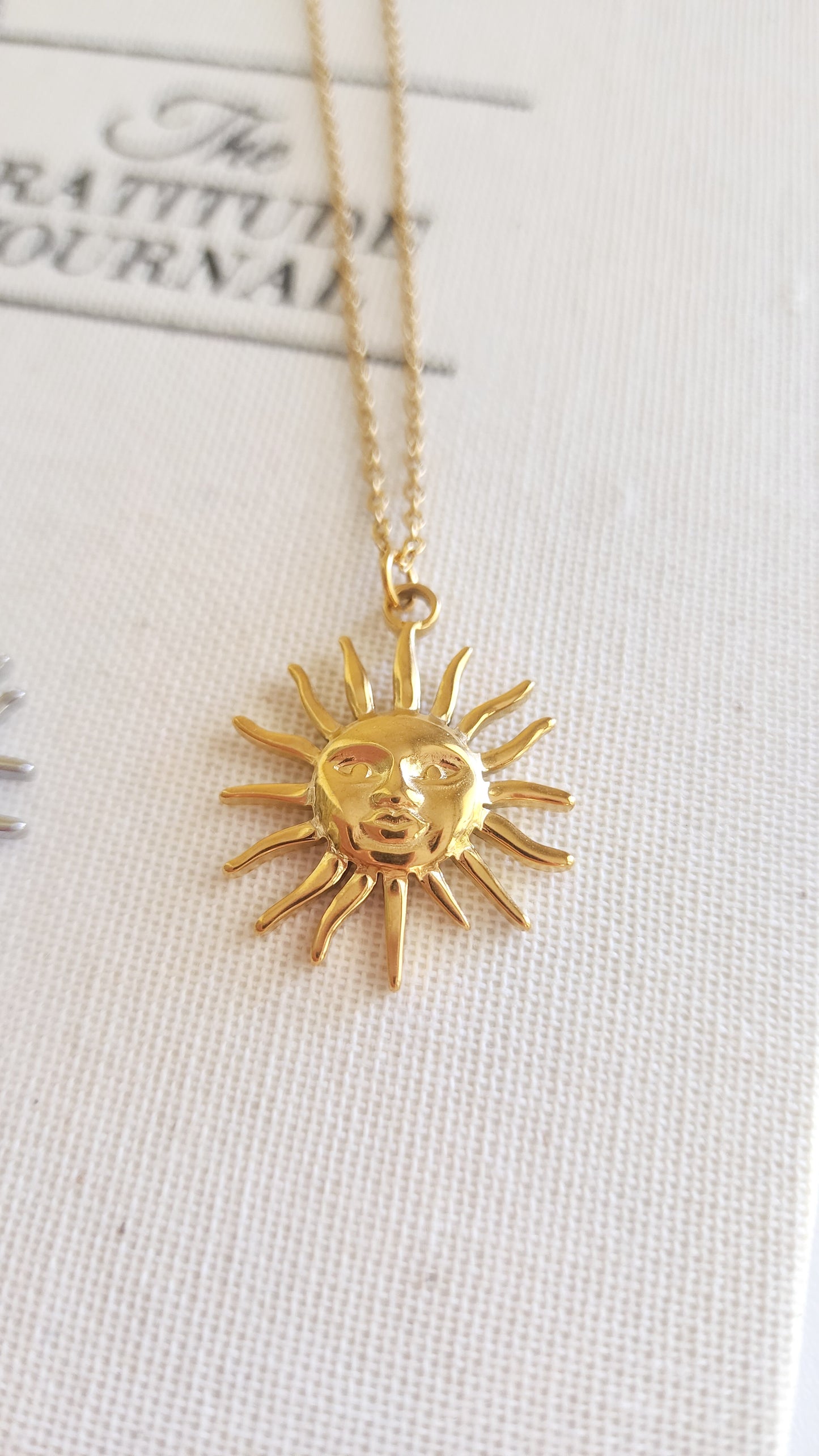 Sun minimalist Necklace