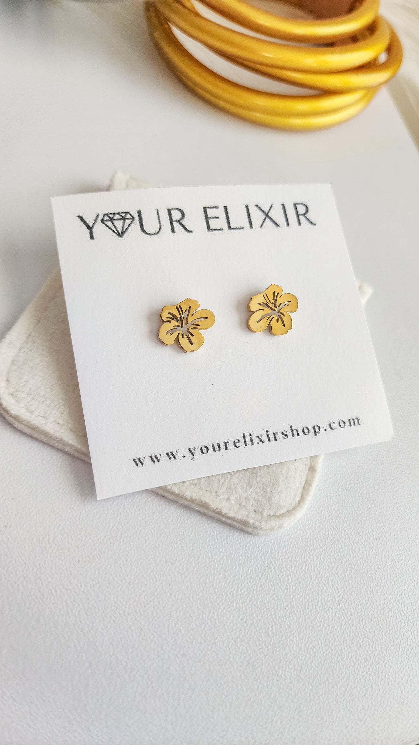 Amapola Flower Stud Earrings